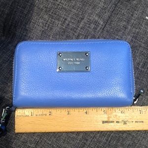 Michael Kors wallet/wristlet